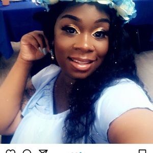 Meet your Posher, Alesha